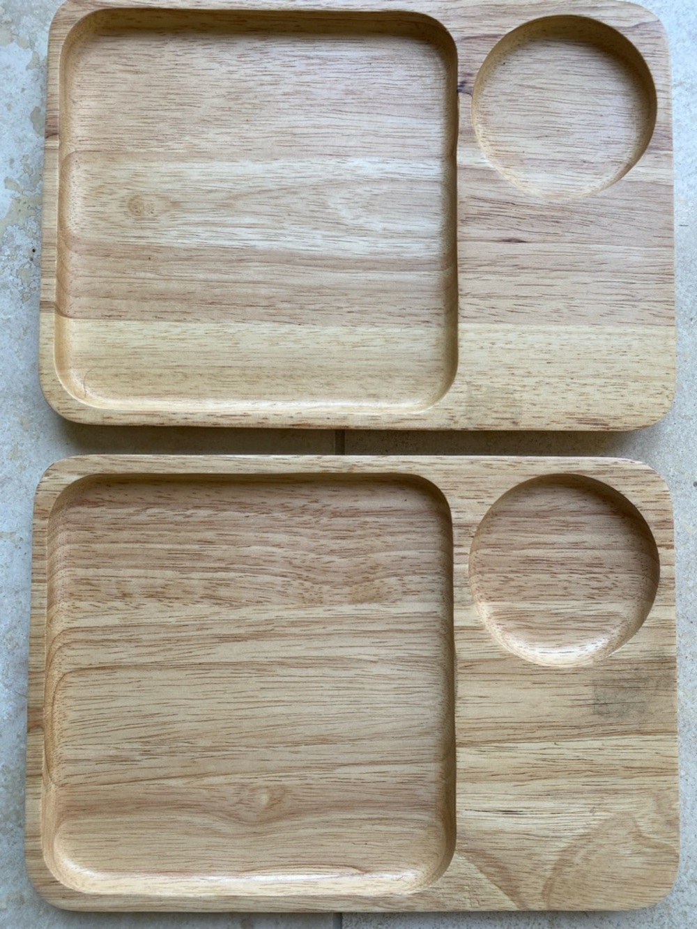 ๐ Wood plates - Picture 1 of 2